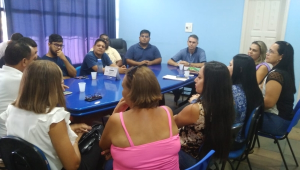 Após receber apoio de partidos de esquerda, Marcus Alexandre se reúne com núcleos do MDB em Rio Branco